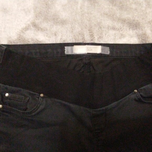 TOPSHOP MOTO / MATERNITY LEIGH JEANS IN BLACK - Picture 2 of 3